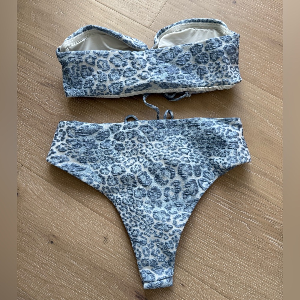 Devon Windsor Bikini - image 3